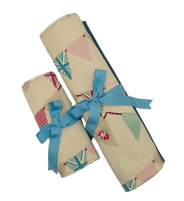 Storage Wrap Craft Tools Crochet Hooks Knitting Needles Craft Knives Pencils Artist brushes